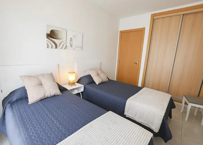 Edificio Consulado アパート カルプ